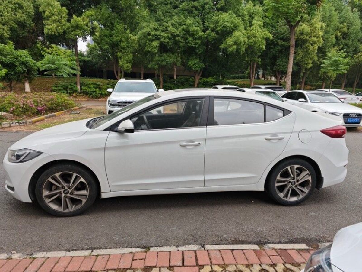 現(xiàn)代 領(lǐng)動  2016款 1.6L 自動智炫?精英型圖片