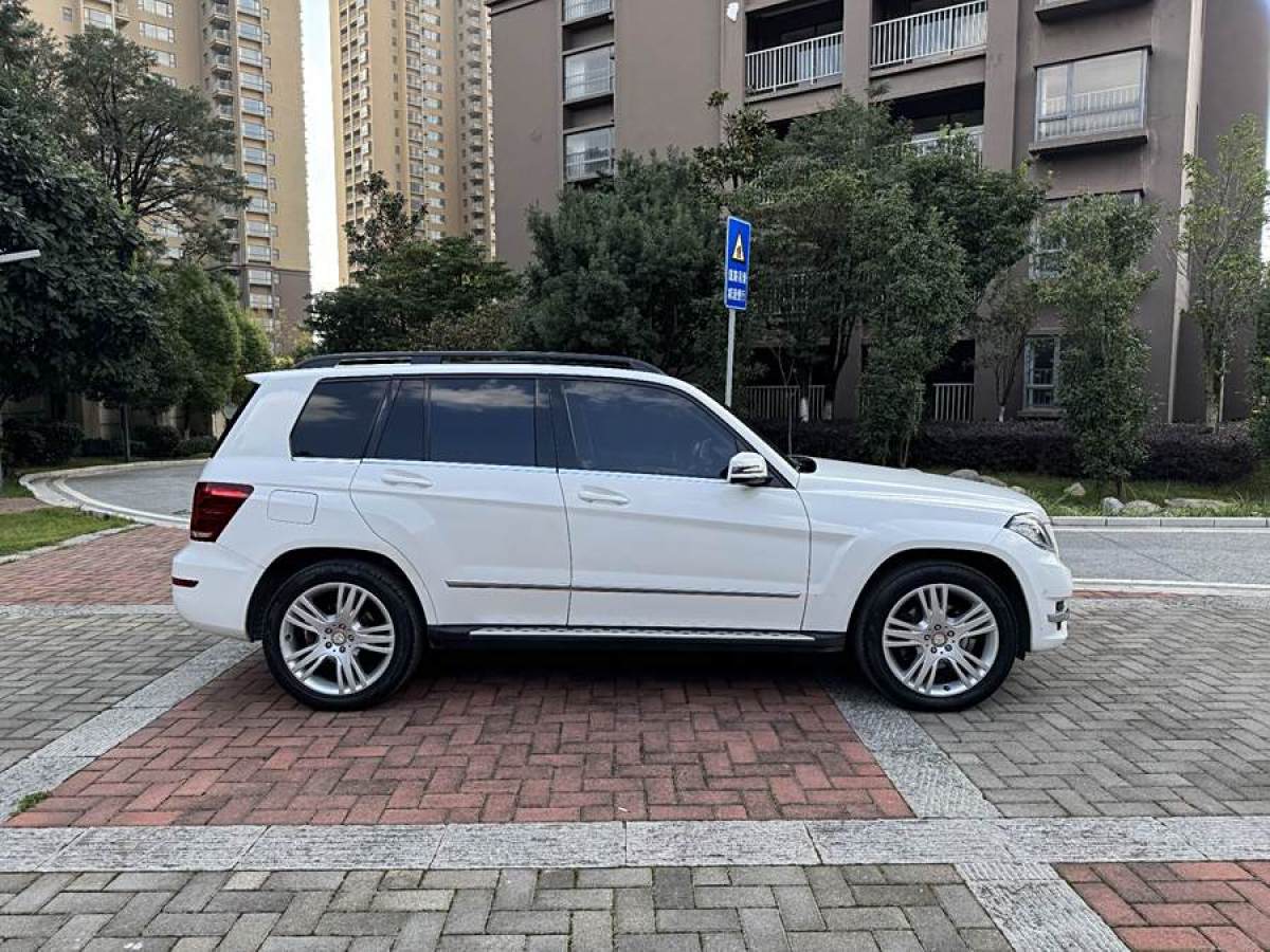 奔馳 奔馳GLK級(jí)  2015款 GLK 260 4MATIC 時(shí)尚型 極致版圖片