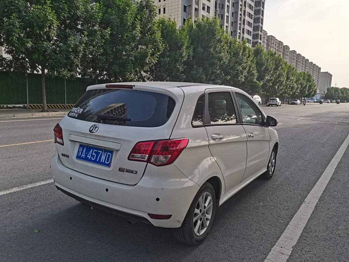 北京 北京汽车E系列  2013款 两厢 1.5L 自动乐天版图片
