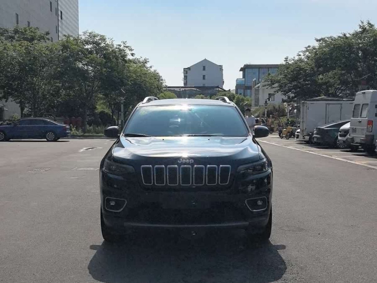 Jeep 自由光  2019款 2.0T 四驅(qū)探享版 國VI圖片