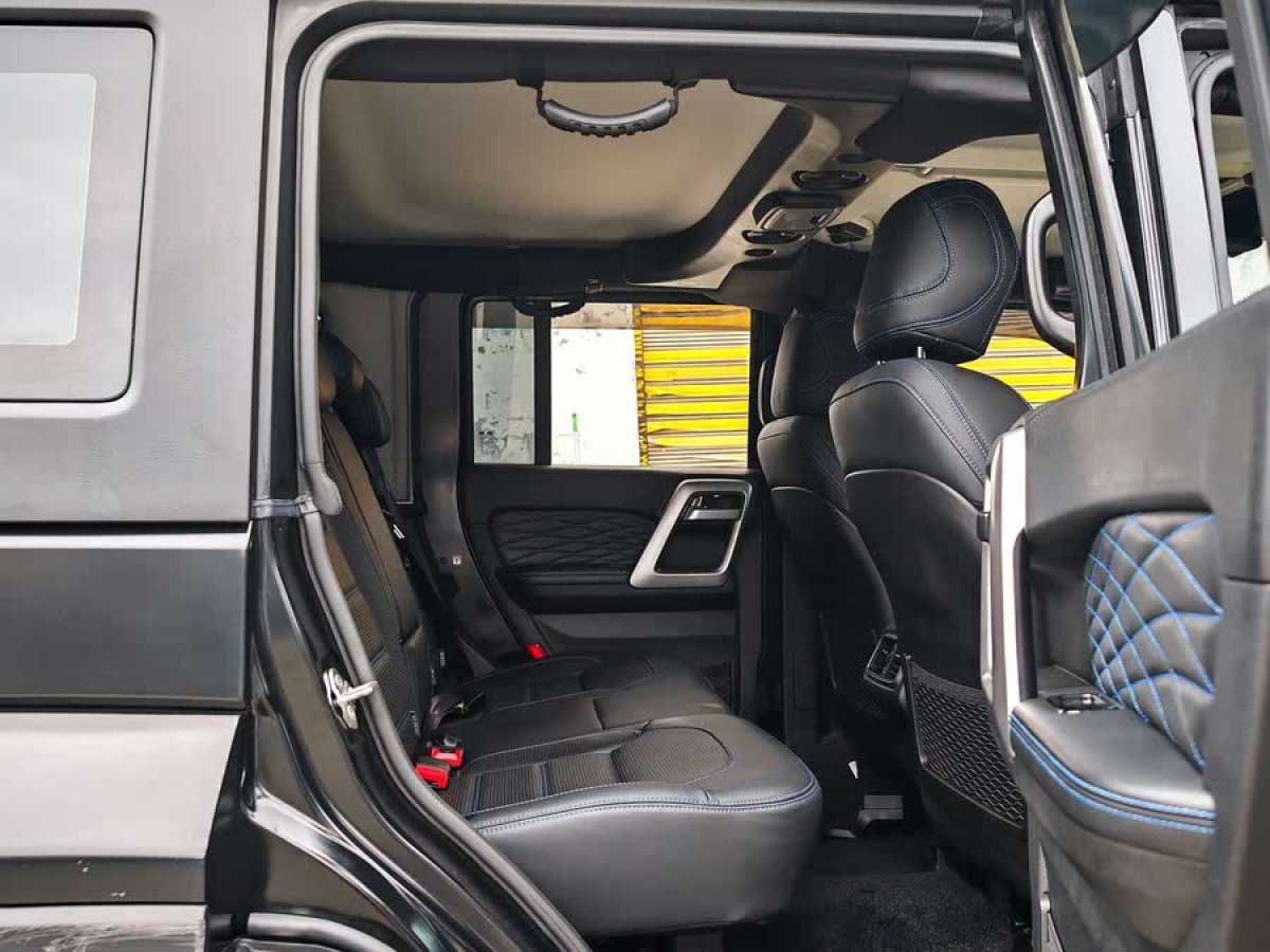 北京 BJ40  2024款 2.0D 刀鋒英雄榮耀版圖片