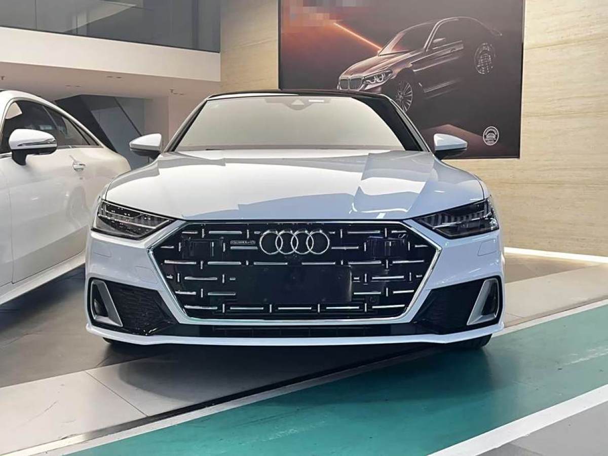 奧迪 奧迪A7L  2022款 45 TFSI quattro S-line 圣騎士圖片