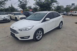 ?？怂?福特 三廂 1.6L 自動舒適型智行版