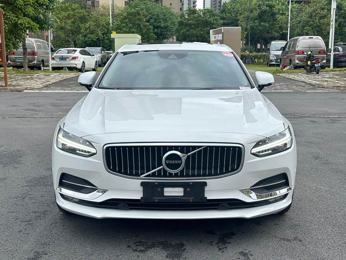 沃爾沃 S90  2018款 T4 智遠(yuǎn)版圖片