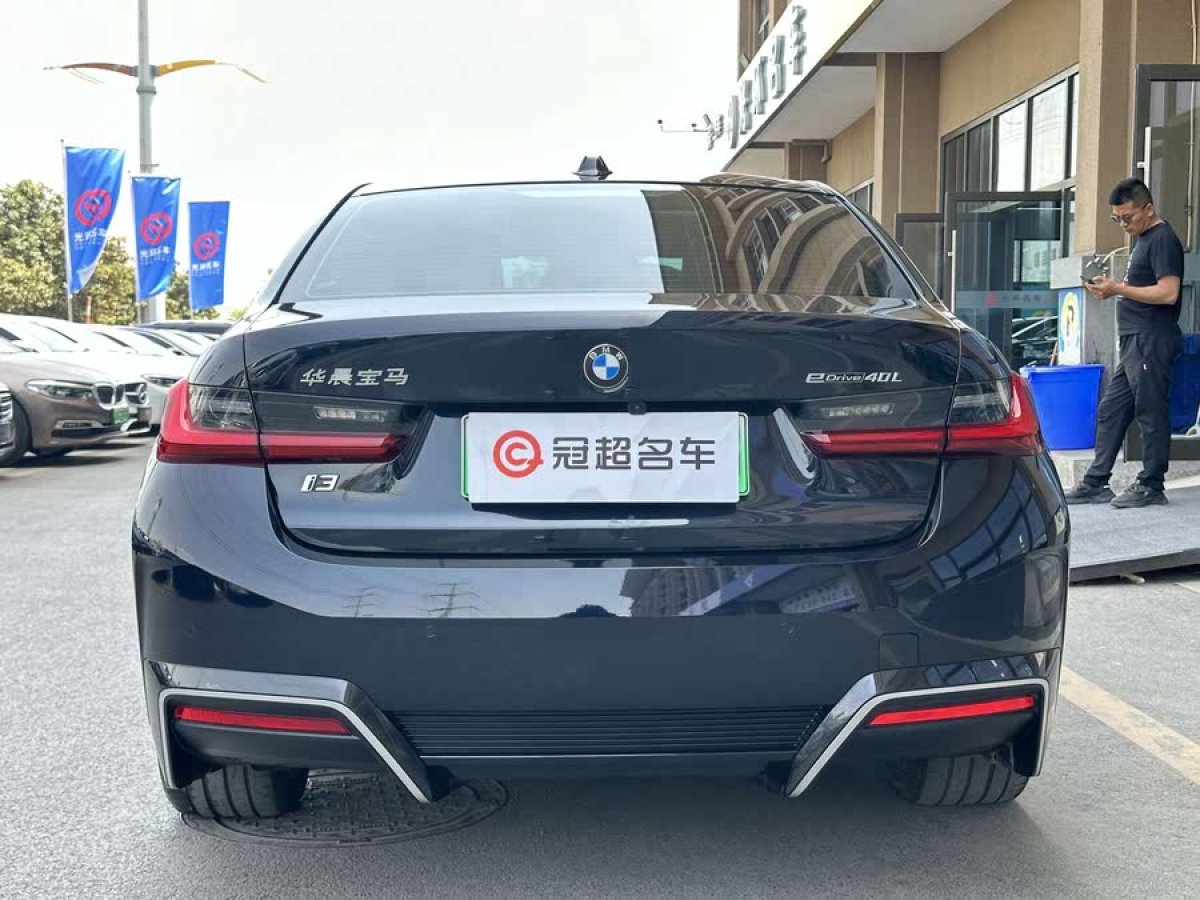寶馬 寶馬i3  2024款 eDrive 40 L 曜夜套裝圖片