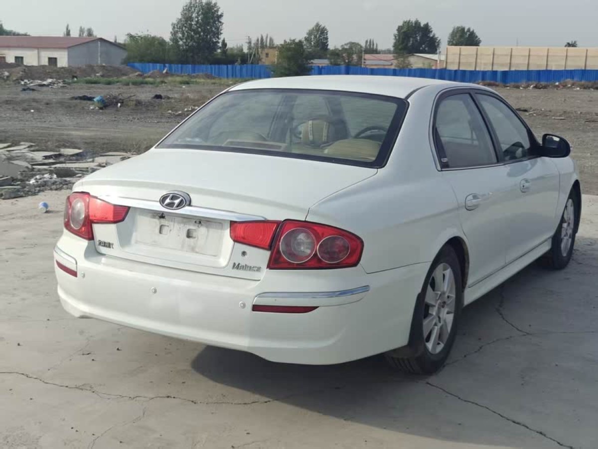 現(xiàn)代 名馭  2009款 1.8L 手動(dòng)豪華版GL圖片