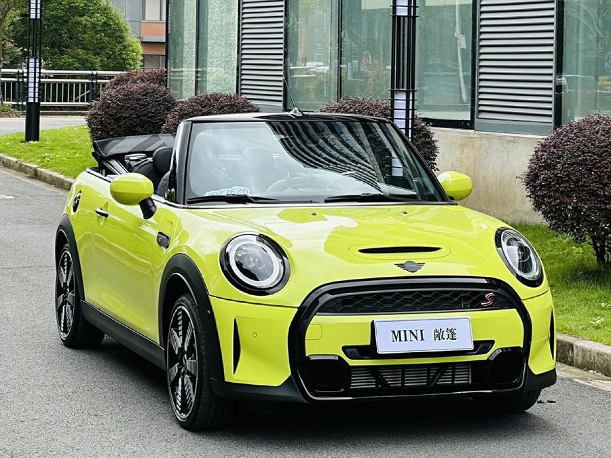 2024年2月MINI MINI  2023款 2.0T COOPER S CABRIO 藝術家