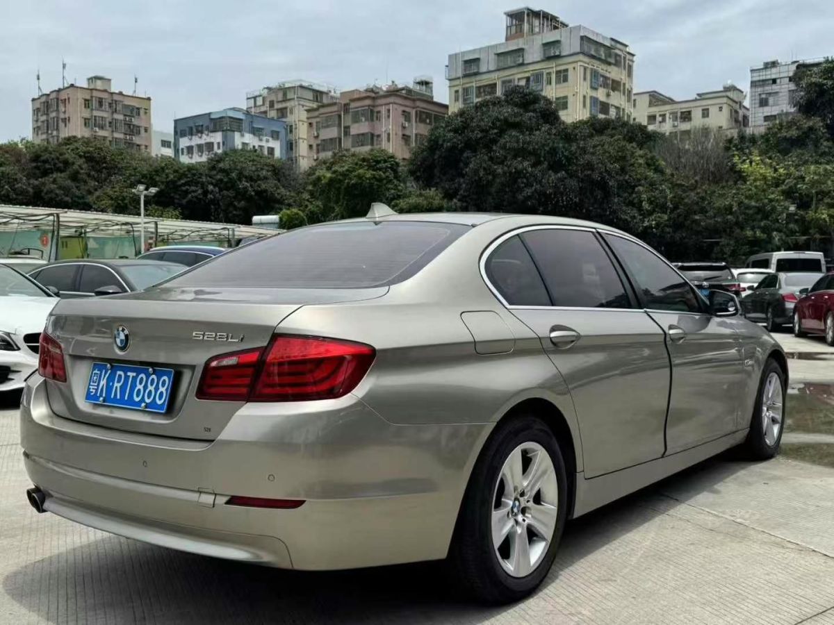 寶馬 寶馬5系  2011款 550i 4.8T V8后驅(qū)版圖片