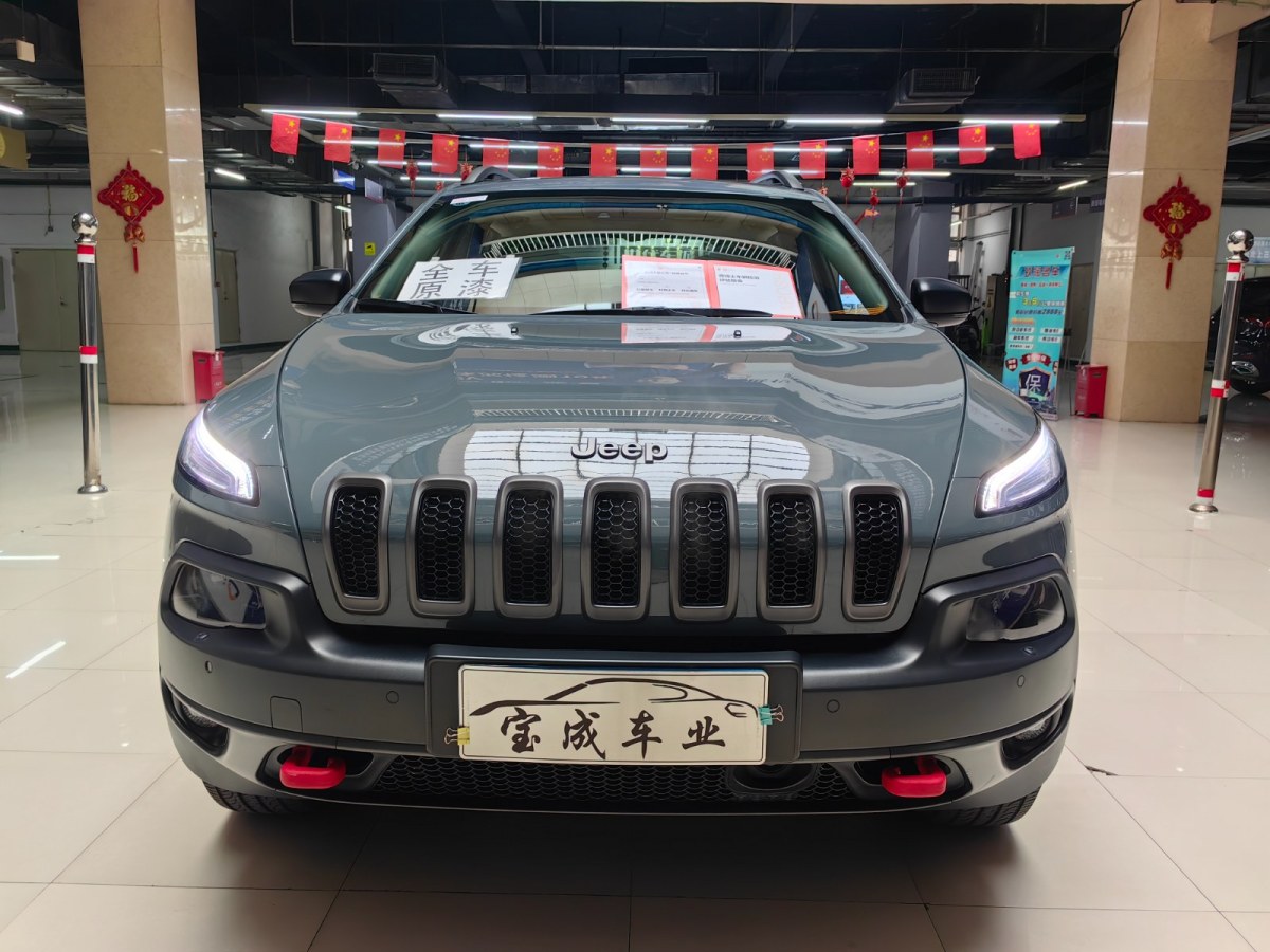 Jeep 自由光  2014款 3.2L 高性能版圖片