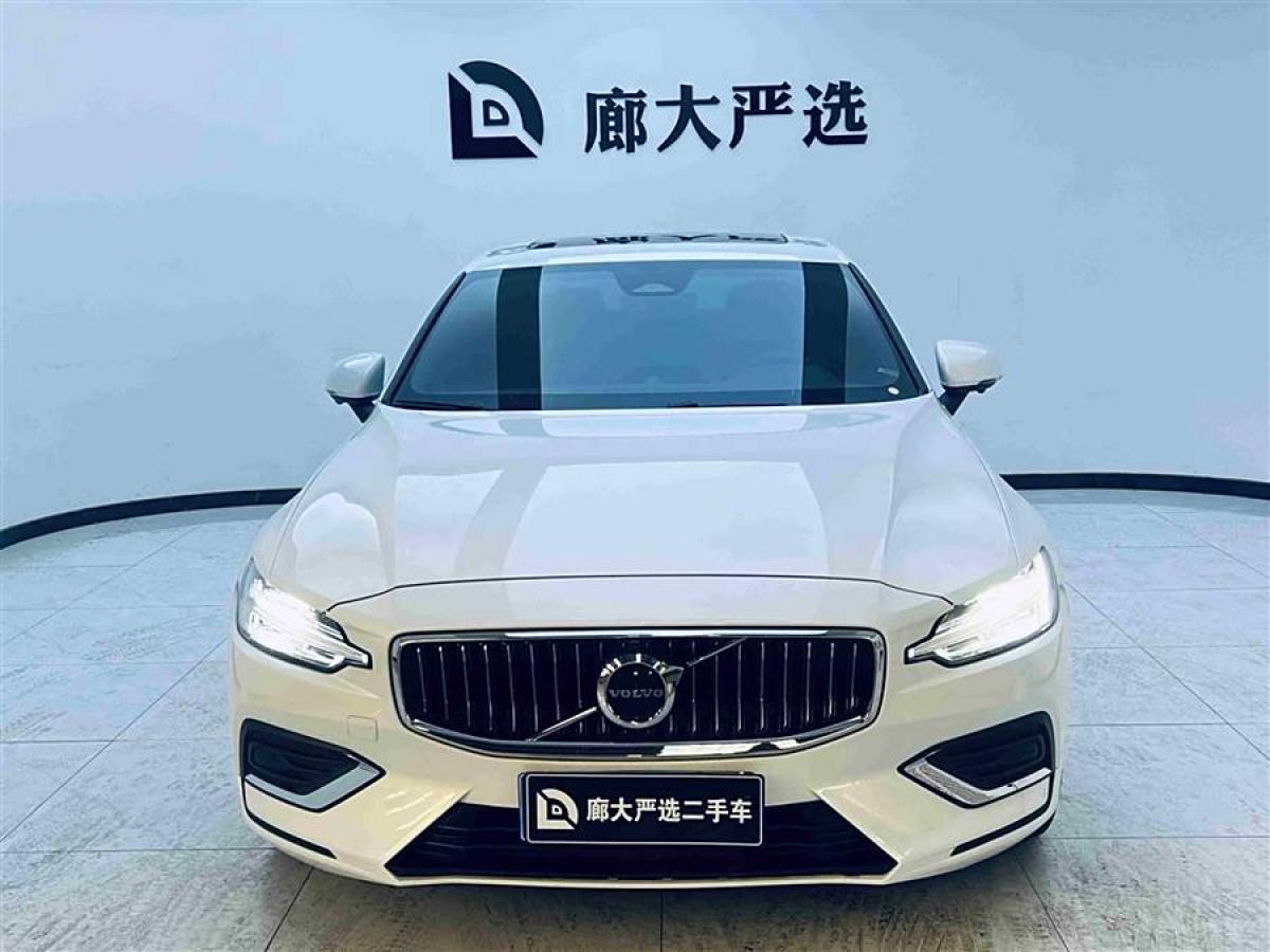 沃爾沃 S60L  2023款 B4 智遠(yuǎn)豪華版圖片