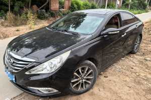 索納塔 現(xiàn)代 2.0L 自動尊貴版
