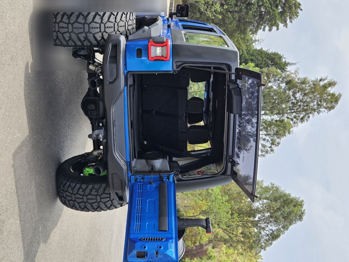 Jeep 牧馬人  2015款 2.8TD Sahara 四門版圖片