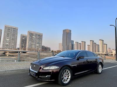 2018年10月 捷豹 XJ XJL 2.0T 兩驅(qū)典雅商務(wù)版圖片