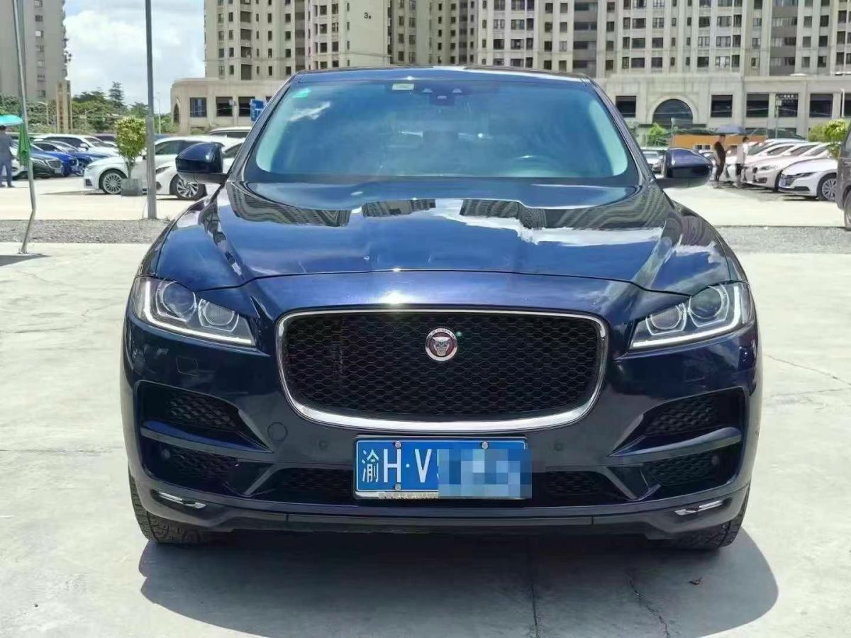 捷豹 F-PACE  2016款 2.0T 兩驅(qū)都市尊享版圖片