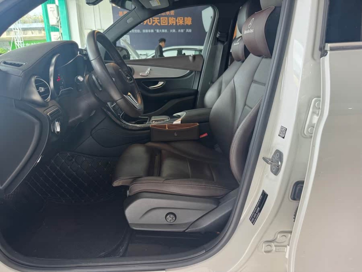 奔馳 奔馳GLC  2018款 改款 GLC 260 4MATIC 動(dòng)感型圖片