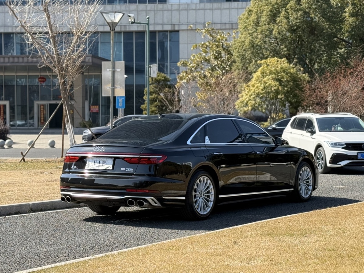 2019年1月奧迪 奧迪A8  2018款 A8L 55 TFSI quattro投放版尊享型