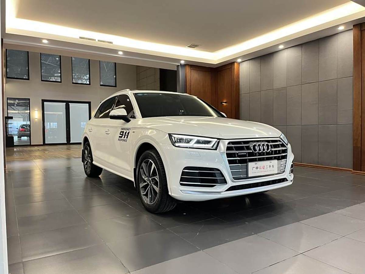 奧迪 奧迪Q5L  2020款 改款 40 TFSI 榮享時尚型圖片