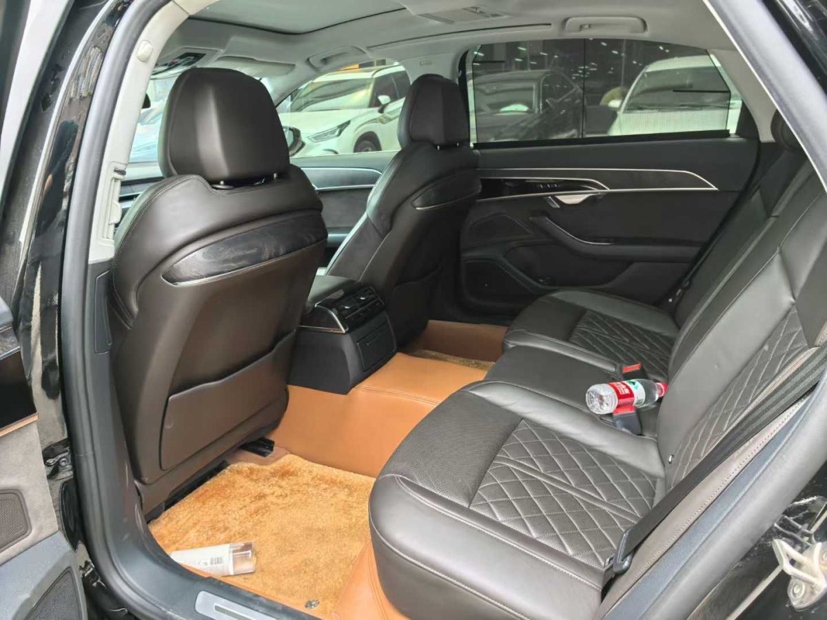 奧迪 奧迪S8  2020款 S8L 4.0TFSI quattro圖片