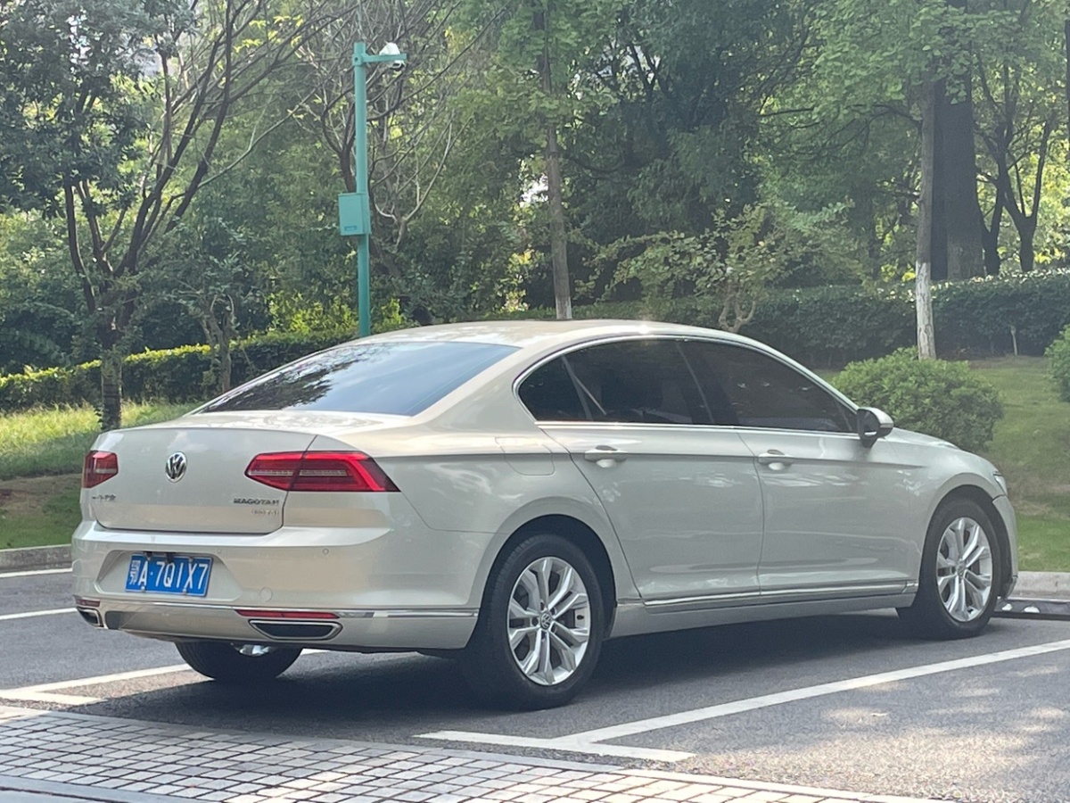 大众 迈腾  2018款 改款 330TSI DSG 豪华型图片