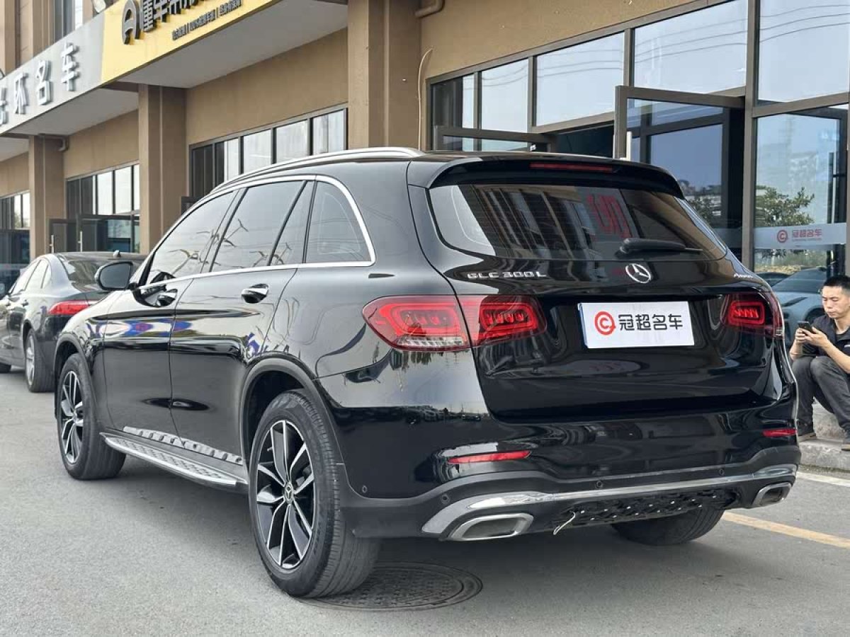 奔馳 奔馳GLC  2018款 改款 GLC 300 4MATIC 動(dòng)感型圖片