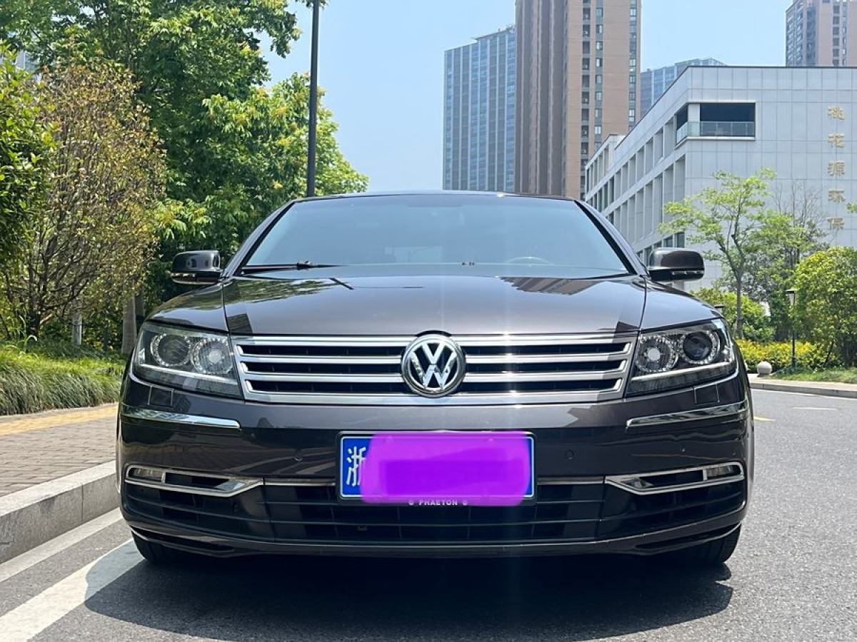 大眾 輝騰  2014款 3.0L 商務(wù)型圖片