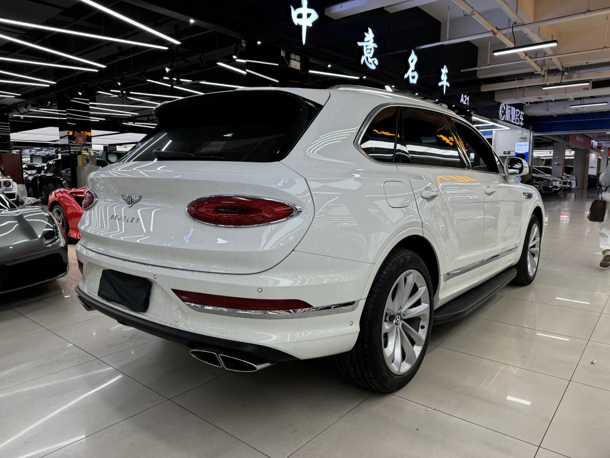 賓利 添越  2022款 4.0T V8圖片