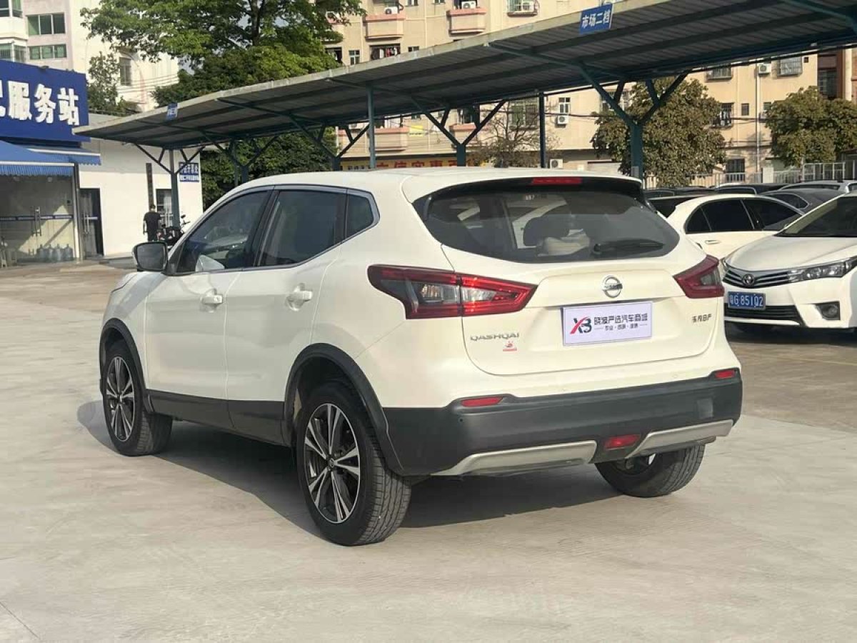 日產(chǎn) 逍客  2021款 2.0L CVT豪華版圖片