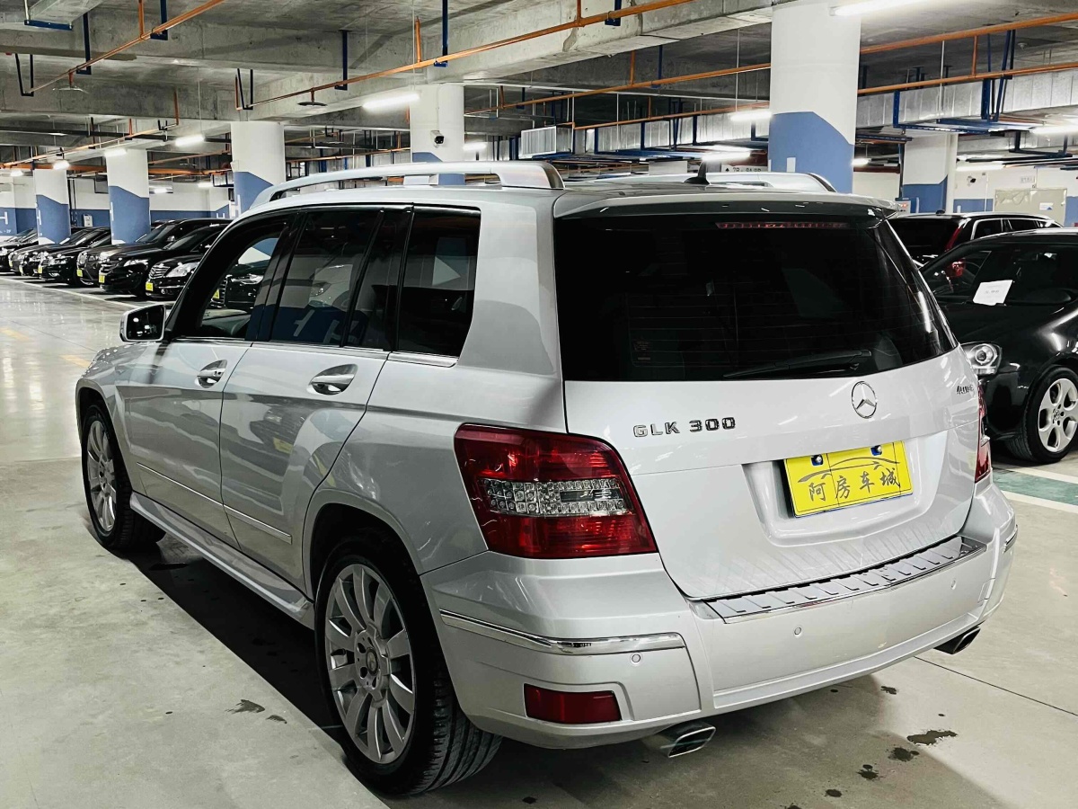 2009年7月奔馳 奔馳GLK級  2011款 GLK 300 4MATIC 時(shí)尚型