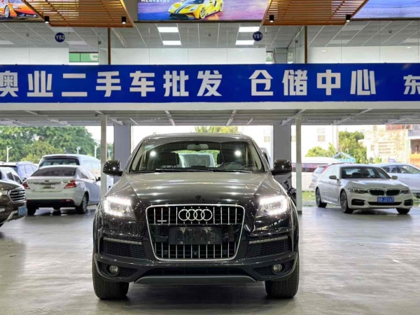 奥迪 奥迪Q7  2015款 35 TFSI 进取型