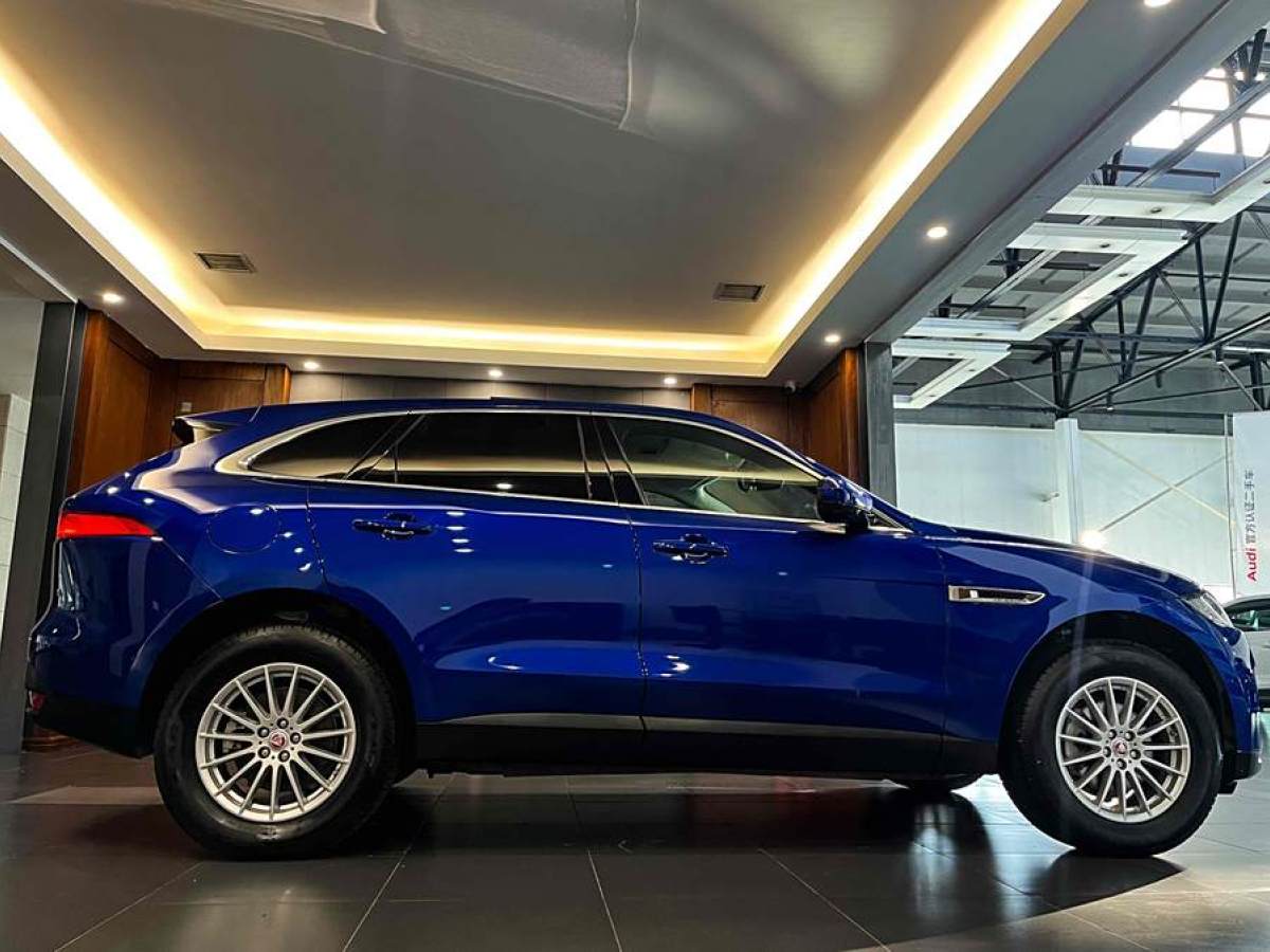 捷豹 F-PACE  2019款 2.0T 四驅(qū)都市尊享版圖片