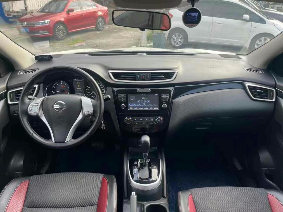 日產(chǎn) 逍客  2019款  2.0L CVT旗艦版圖片