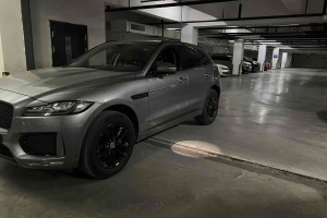 F-PACE 捷豹 2.0T 赛旗版