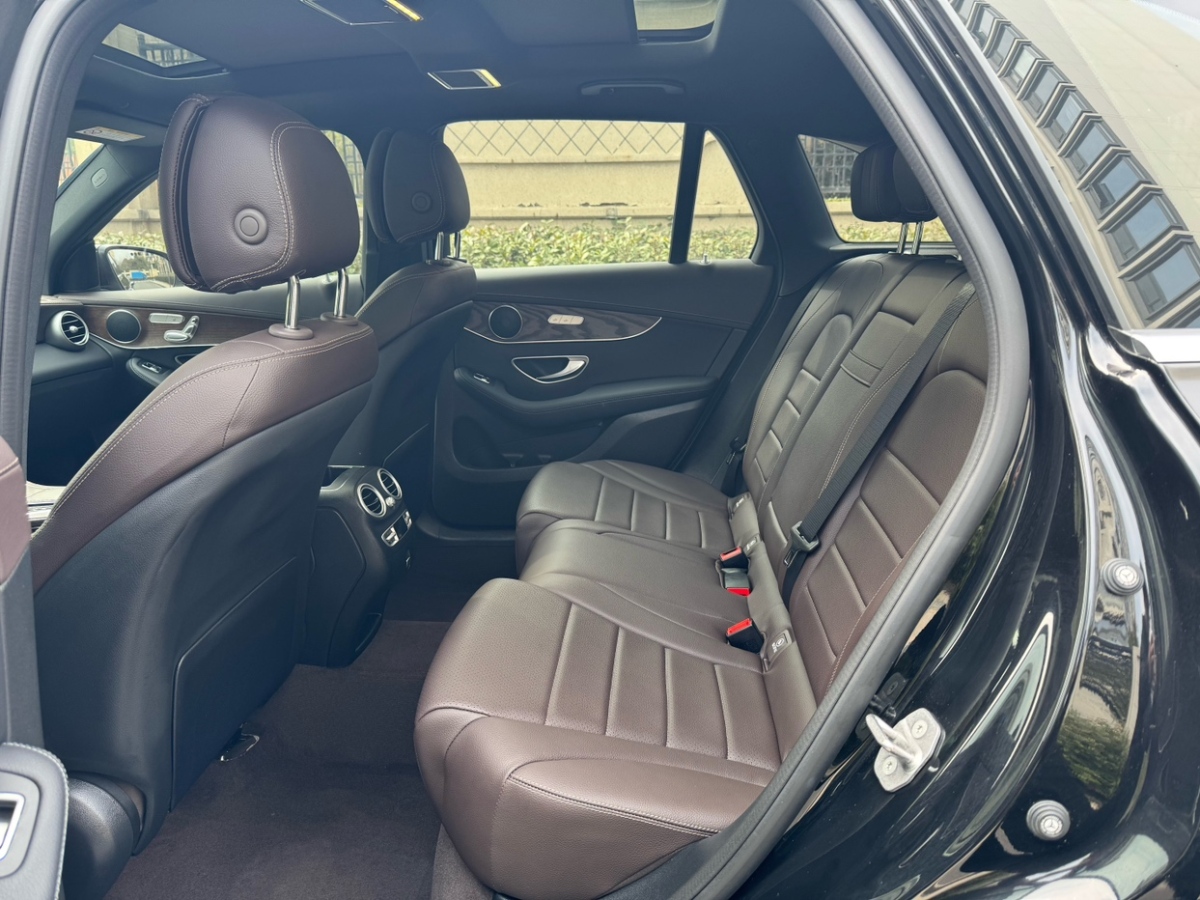 2022年5月奔馳 奔馳GLC  2020款 GLC 300 L 4MATIC 動(dòng)感型