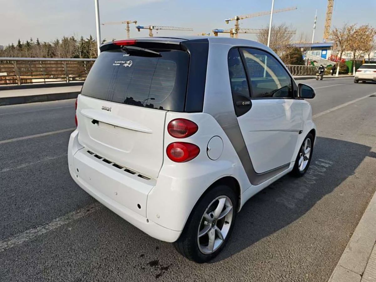 smart fortwo  2011款 1.0 MHD 硬頂激情版圖片