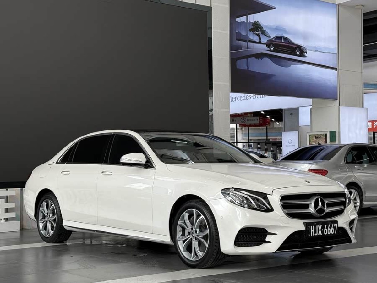 奔馳 奔馳E級  2020款 改款 E 300 L 運動時尚型圖片