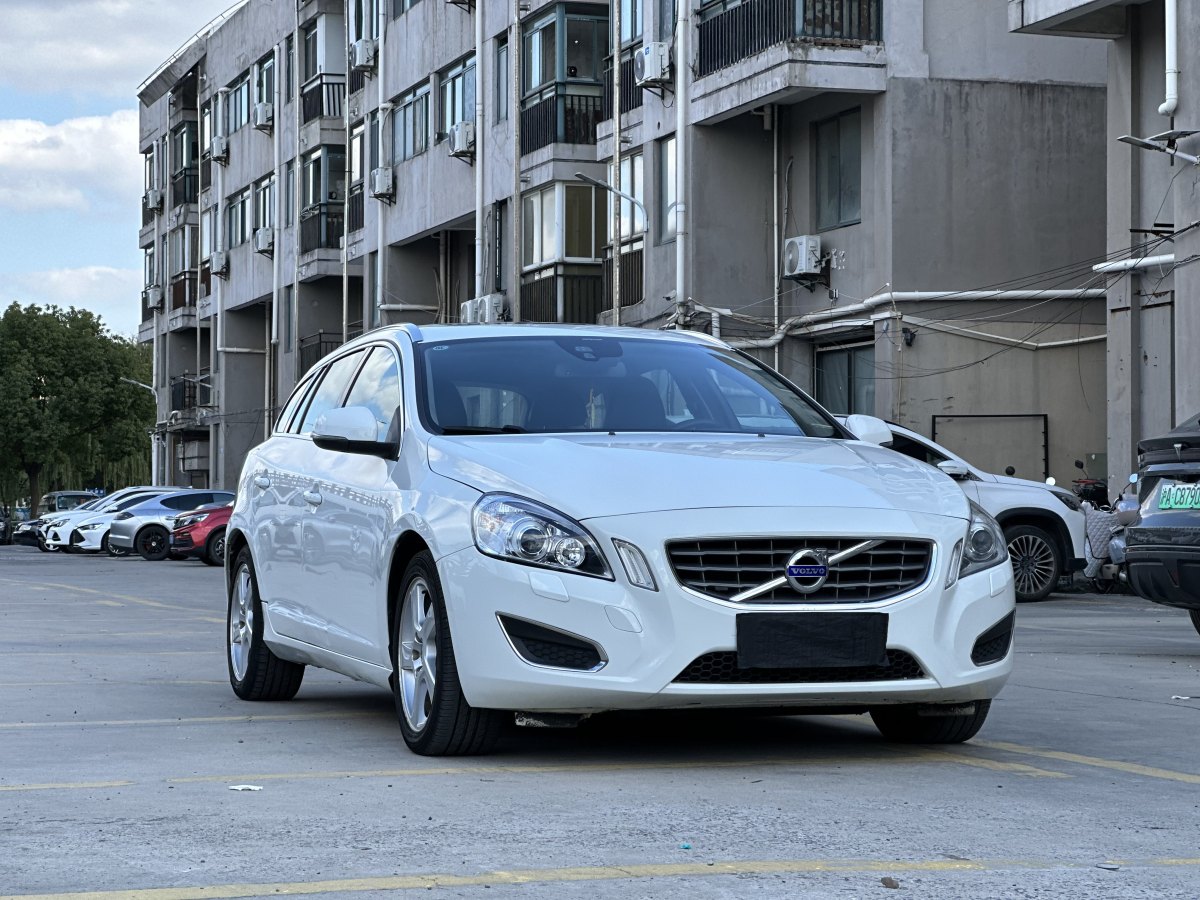 沃爾沃 V60  2013款 T5 舒適版圖片