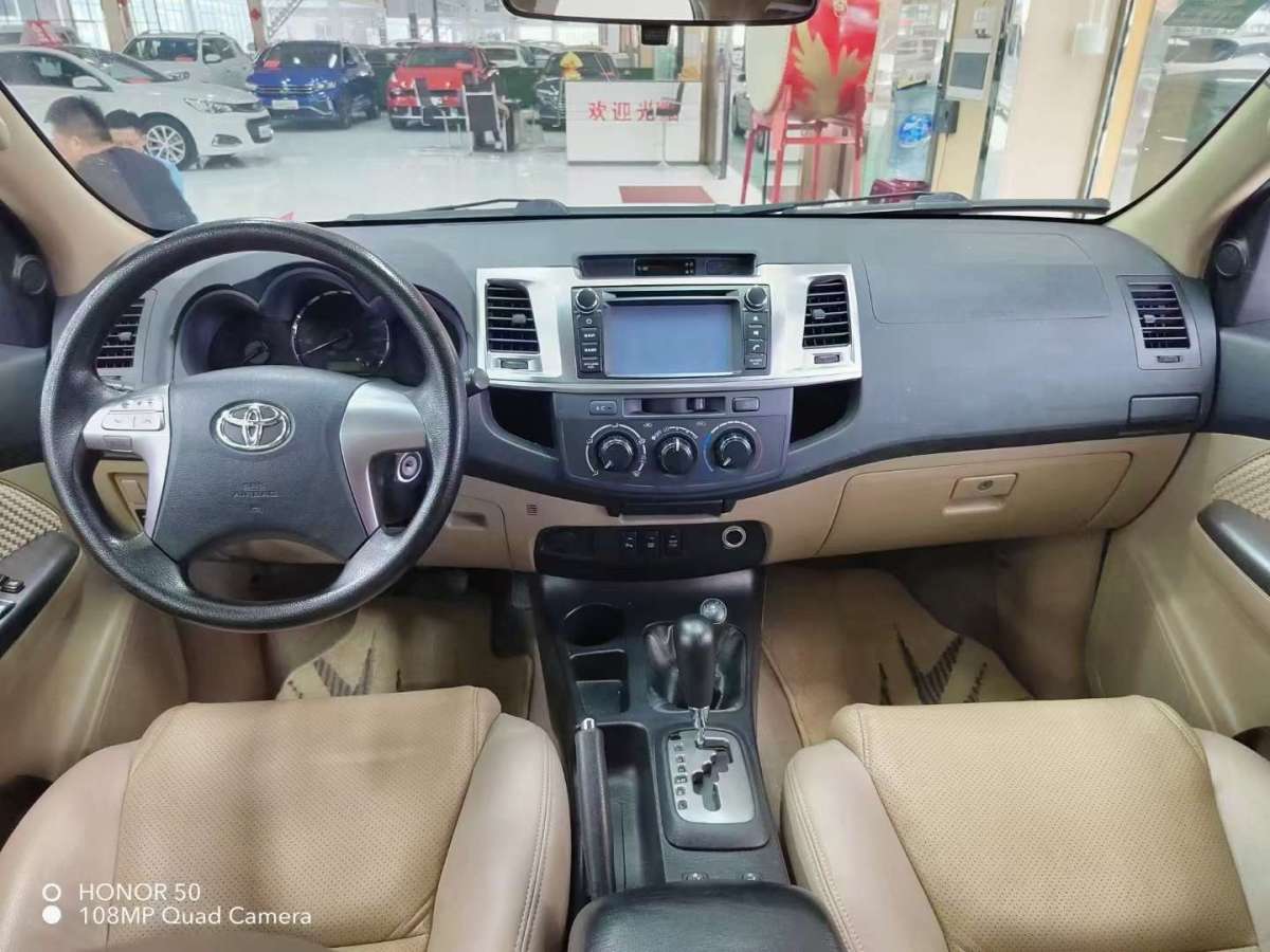 丰田 Fortuner  2016款 2.7L 中东版图片