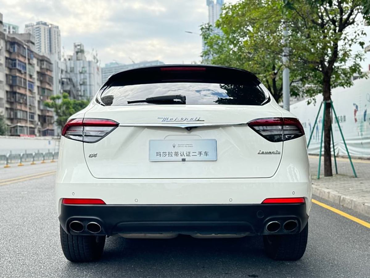 瑪莎拉蒂 Levante  2018款 3.0T 350Hp 標(biāo)準(zhǔn)版圖片