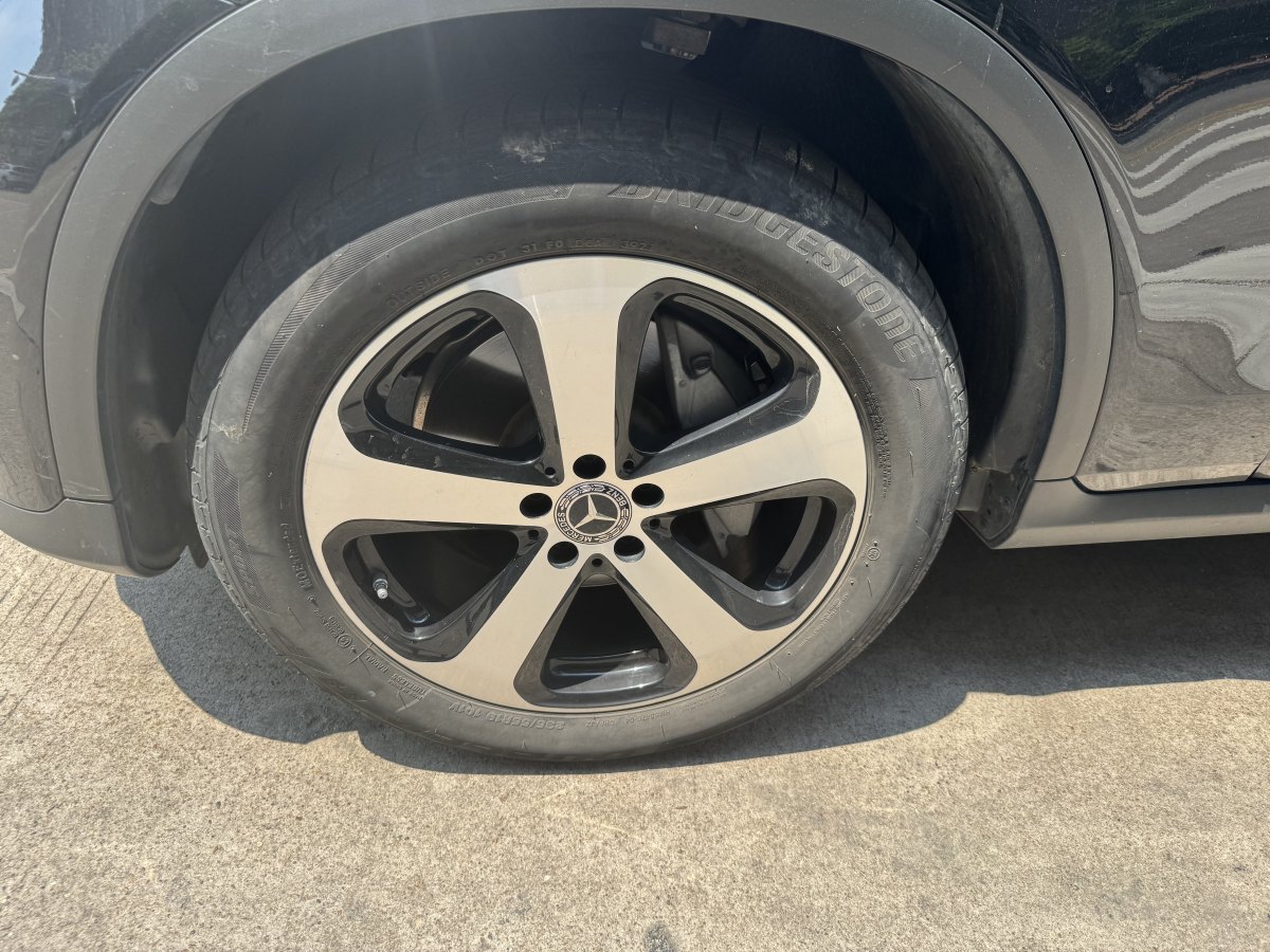 奔馳 奔馳GLC  2018款 改款 GLC 260 4MATIC 動感型圖片