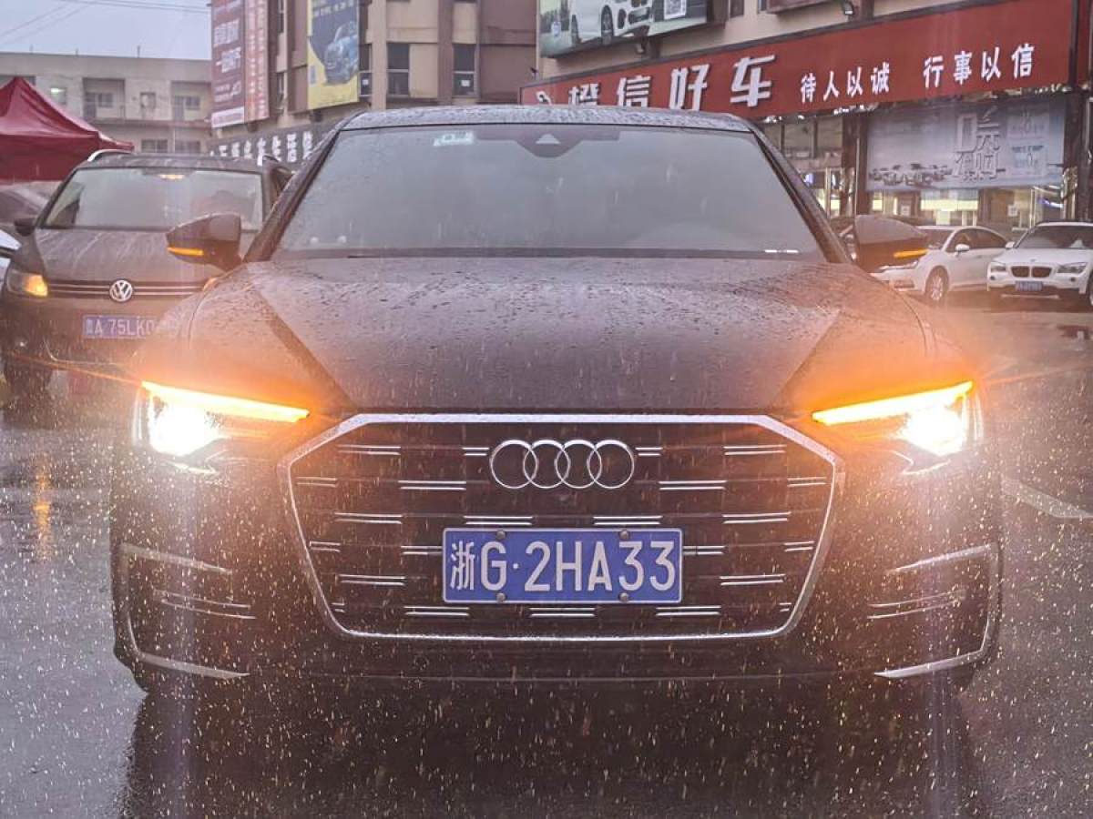 奧迪 奧迪A6L  2024款 45 TFSI quattro 臻選致雅型圖片