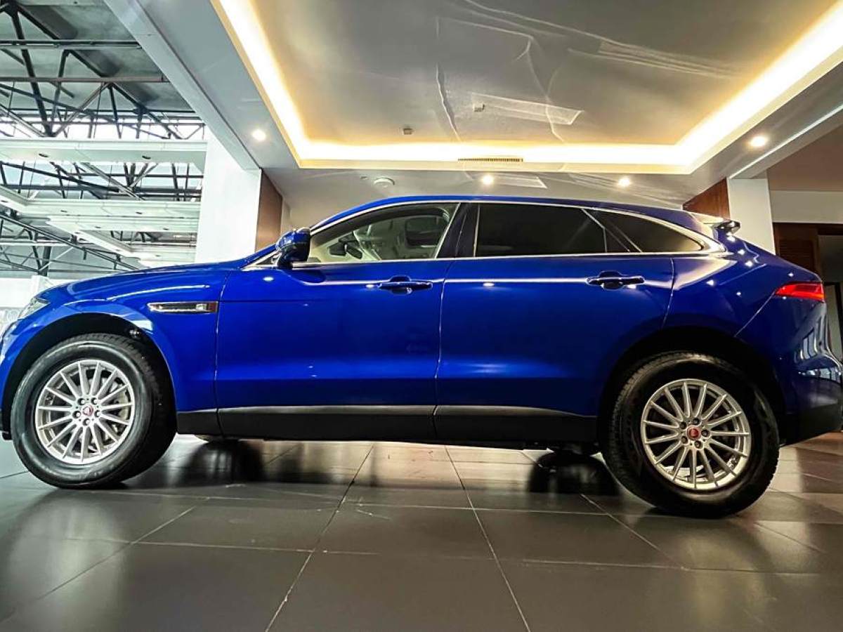 捷豹 F-PACE  2019款 2.0T 四驅(qū)都市尊享版圖片