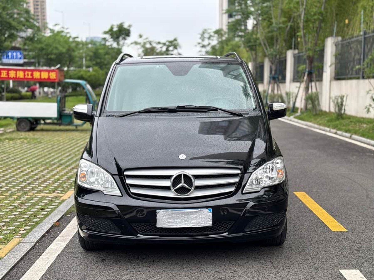 奔馳 唯雅諾  2012款 2.5L 尊貴版圖片