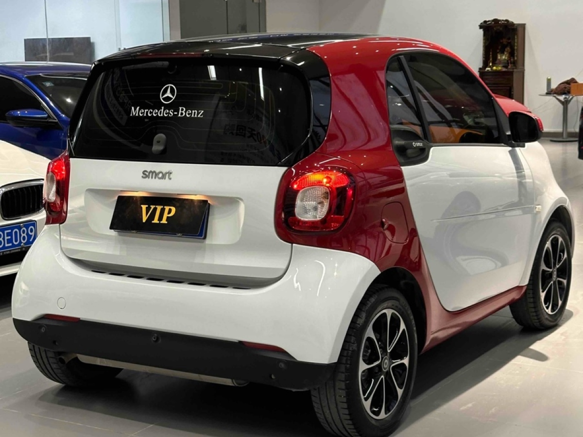 smart fortwo  2015款 1.0L 52千瓦硬頂激情版圖片