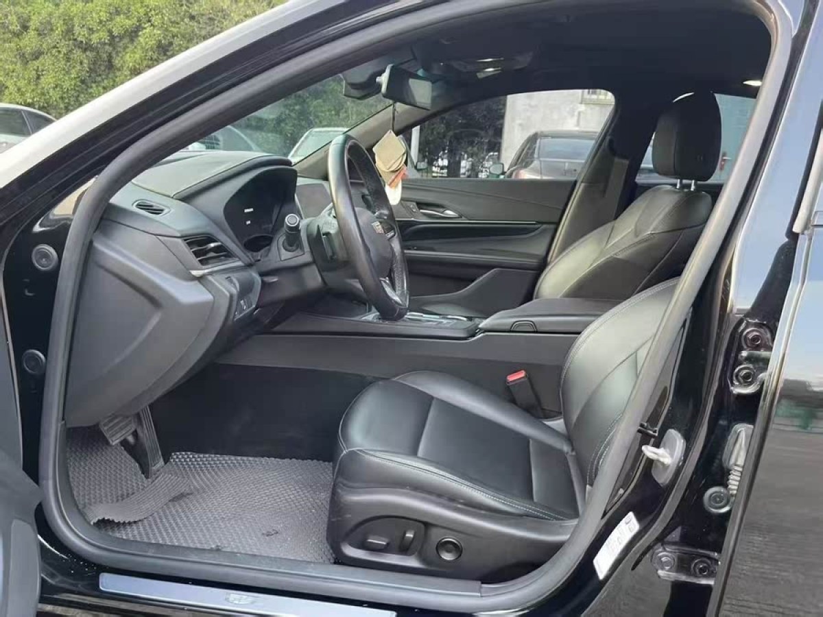 凱迪拉克 CT4  2021款 28T 豪華型圖片