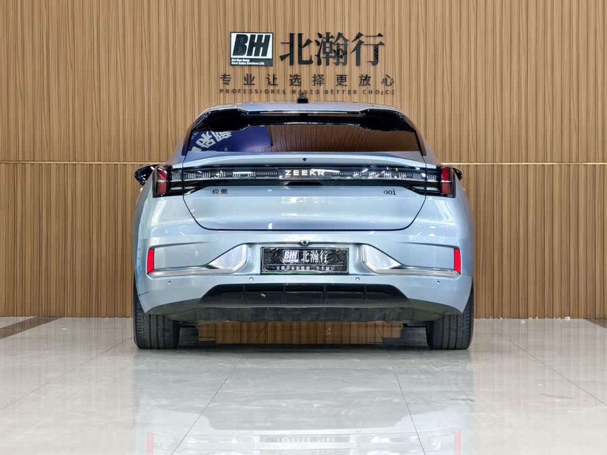 極氪 極氪001  2021款 超長續(xù)航單電機 WE版圖片
