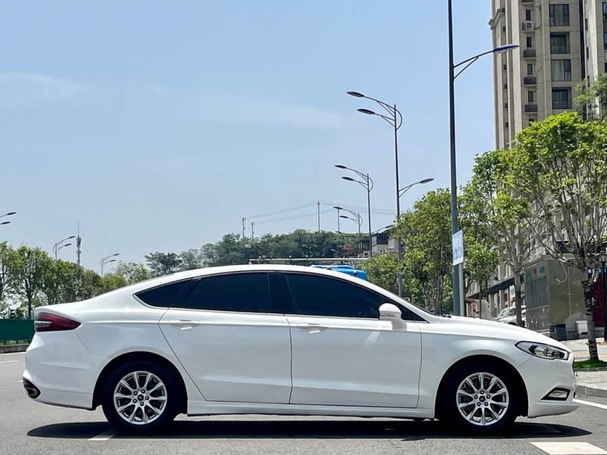 福特 蒙迪歐  2017款 EcoBoost 180 舒適型圖片