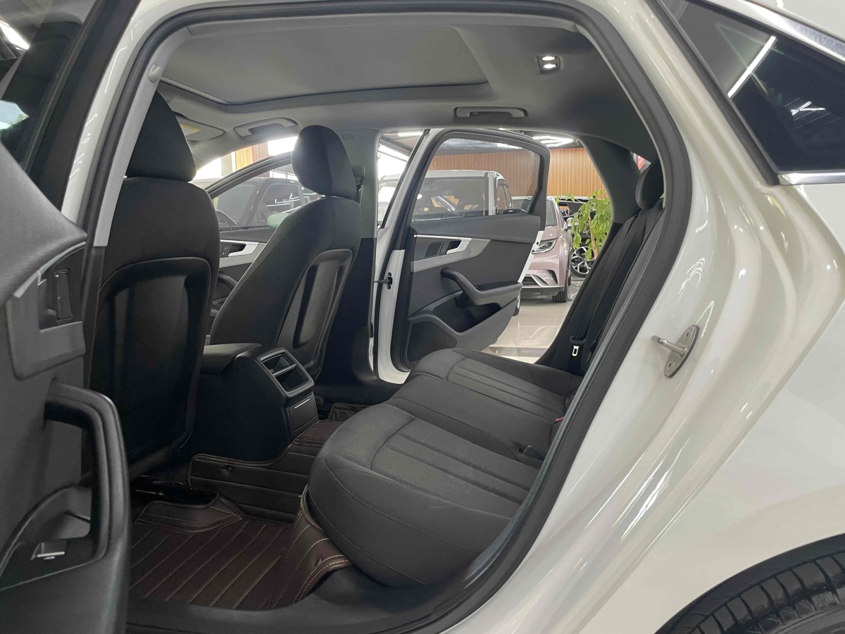 奧迪 奧迪A4L  2019款 40 TFSI 進(jìn)取型 國(guó)V圖片