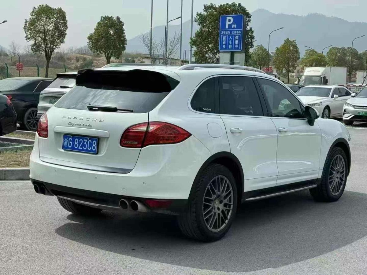 保時捷 Cayenne  2014款 Cayenne 柴油版圖片