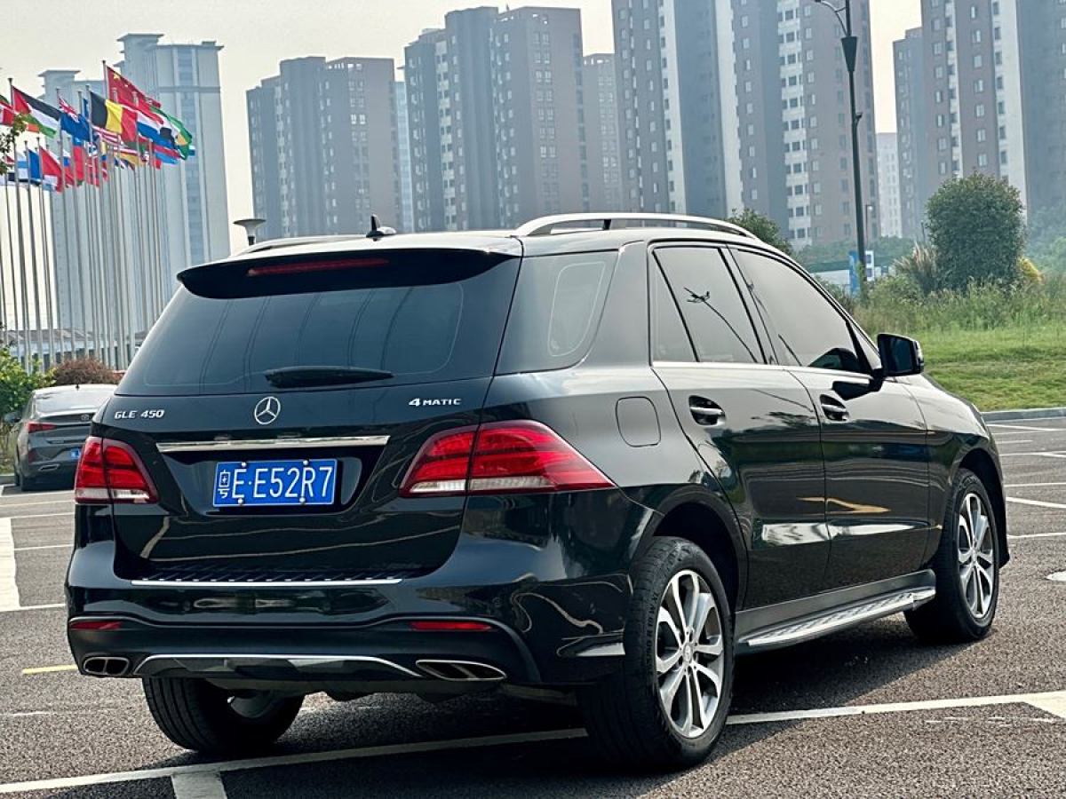 奔馳 奔馳GLE  2016款 GLE 320 4MATIC 豪華型圖片