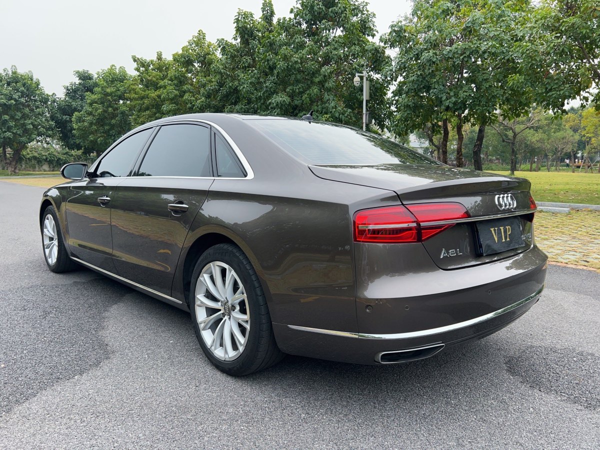 奧迪 奧迪A8  2014款 A8L 50 TFSI quattro豪華型圖片